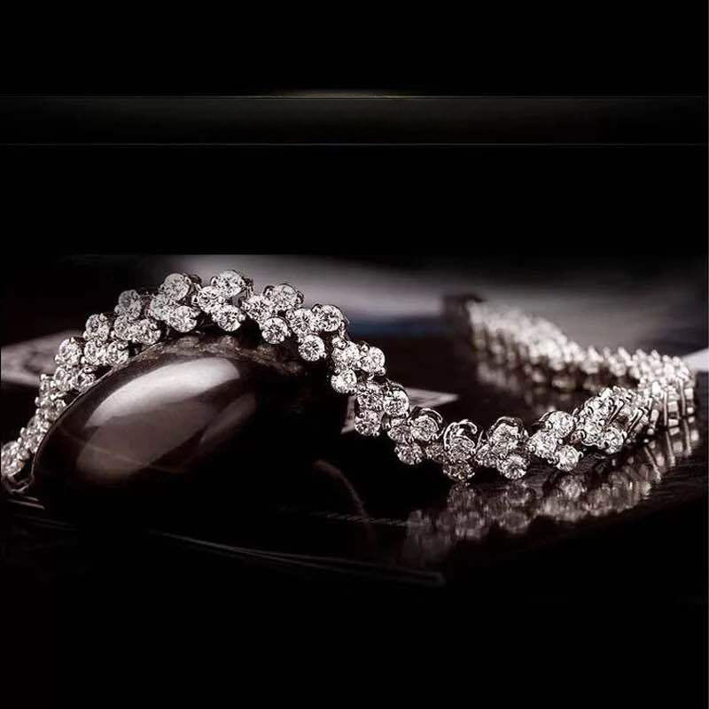 Fashion Women's Crystal Bracelet Gold And Silver Rose Gold Color Bracelet Magnetic Therapy Bracelet Health Jewelry