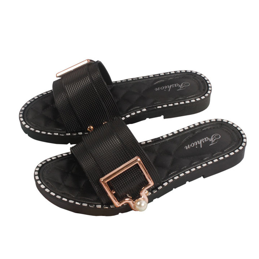 Indoor and outdoor slippers