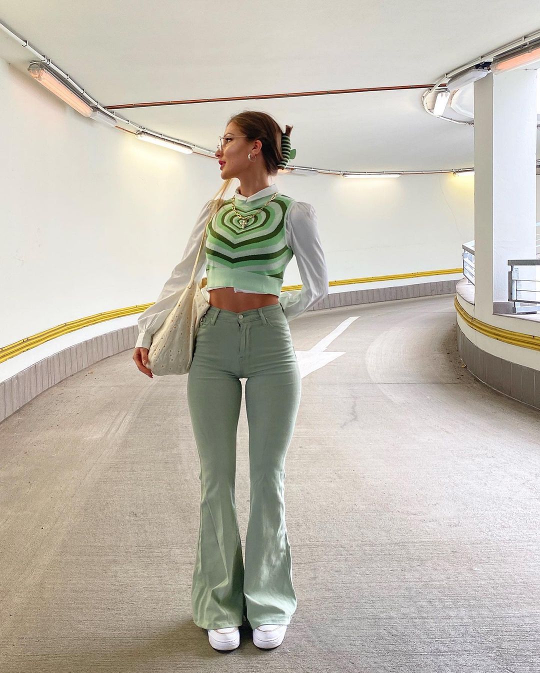 Women's Simple Green Flared Slim Trousers