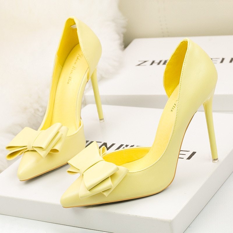 Spring high heels new female wild Korean version of the summer girl sexy side air pointed shallow mouth stiletto single shoes