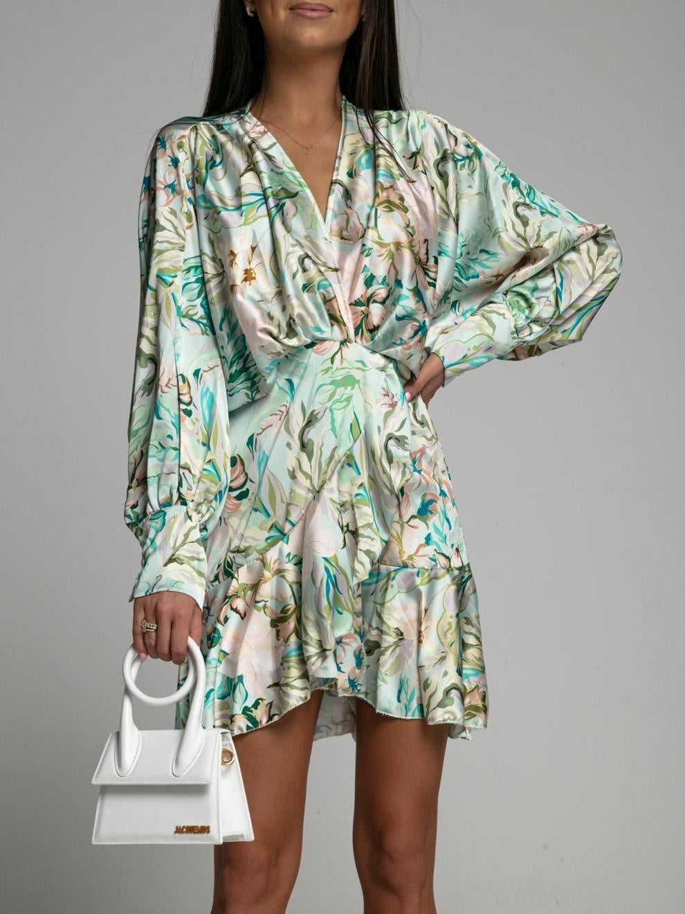 European And American Long Sleeve V-neck Flower Dress