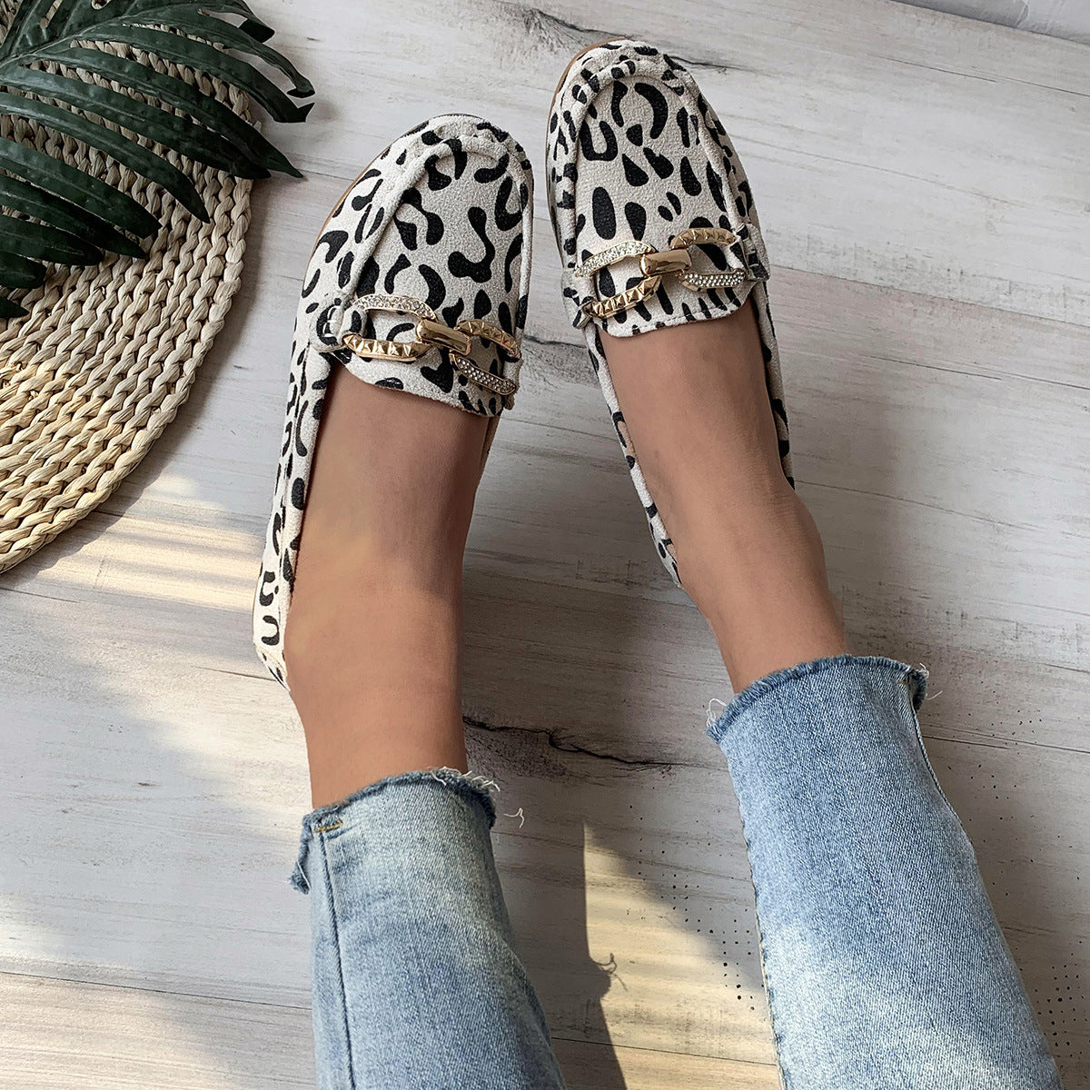 Chain Low-cut Flat Leopard Print Pumps Women